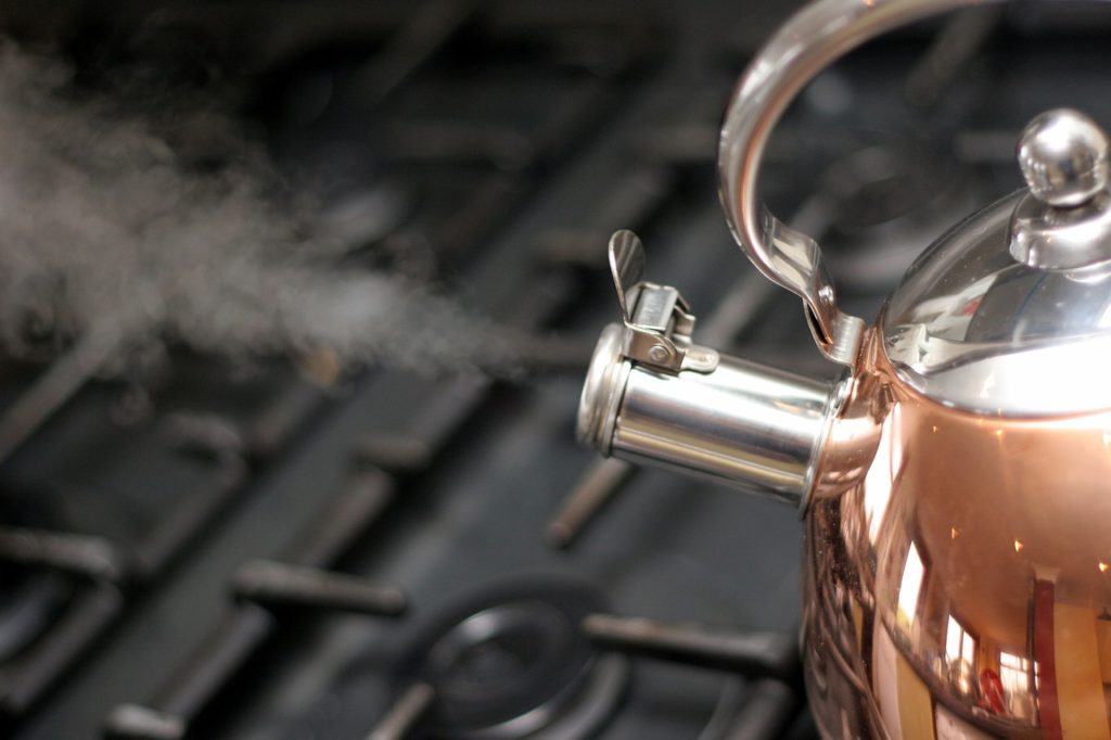 kettle steam pressure Image by Ken Boyd from Pixabay