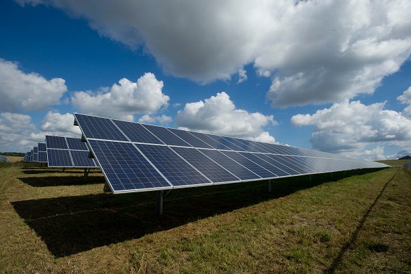 solar panel solar farm Photo by American Public Power Association on Unsplash