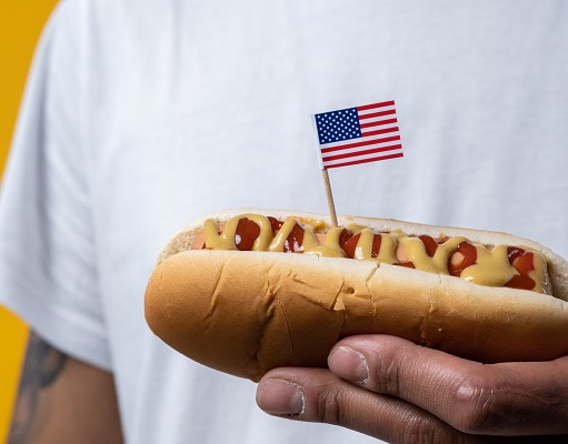 Hot dog with flag original Photo by cottonbro