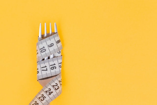 Fork measuring tape diet