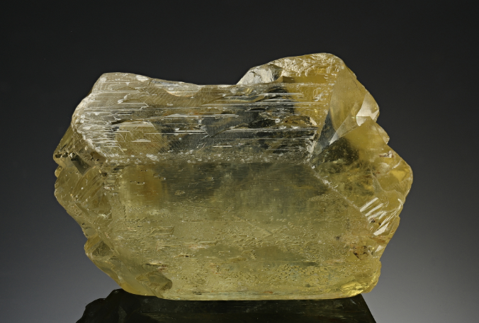 spodumene crystal has lithium in it