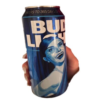 Dylan-Mulvaney bud can background removed
